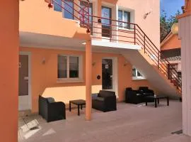 Hôtel et Appart 'hôtel Chez Gino ETAPLES-Le Touquet