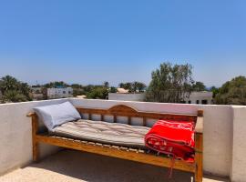 Kanaba House - Couch on rooftop, hotel v destinaci Dahab