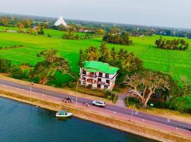 Tissa Yala Lake View Hotel, Hotel in Tissamaharama