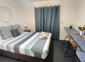 Gold City Motel, hotel in Charters Towers
