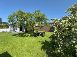 Rendixime - Karjamaa Garden Bungalows Free parking and coffee、パルヌのホテル