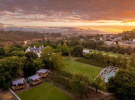 The Huts - Glamping at Caledon Grace, hotel v destinaci Caledon
