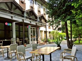 Salgó Hotel、シャルゴータルヤーンのホテル