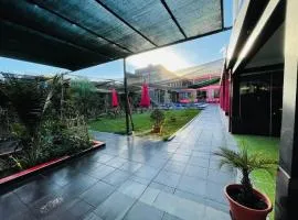 Alexandro Hotel