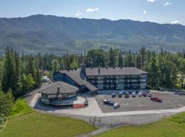 Griz Inn by StayIn, hotel v destinaci Fernie