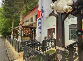 Hotel Gâlma, hotel en Moroeni