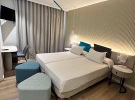 Hotel Mediterraneo Valencia, hotel in Valencia
