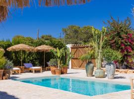 Can Aisha, hotel em Es Pujols