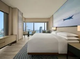 Courtyard by Marriott Danang Han River