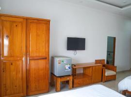 Lotus Hotel & Café, hotel in Ðưc Trọng