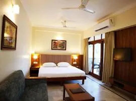 hotel sandhu palace