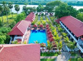 JKAB Lagoon Resort, ξενοδοχείο σε Walauttu