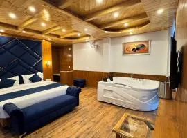 White Season Resort - Mountain View With Premium Rooms # Luxury Stay in Manali