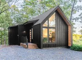 The Ash - Private Cabin with Hot Tub Oasis for Two in the Pines