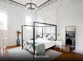 Walk to Stadiums & Downtown, Jet Tub, Historic Apt