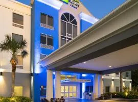 Holiday Inn Express St. Petersburg North / I-275 by IHG