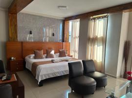 Viesnīca Aura Hotel pilsētā Čiklajo
