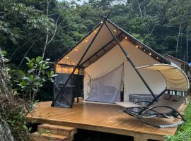 Safari Glamping By Ohana Green Home, hótel í Alto del Mamey