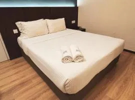 Emart Hotel (Riam)