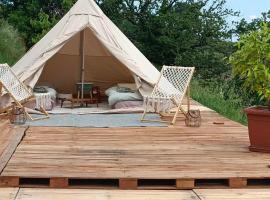Glamping Casacocco', hotel in San Ginesio