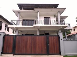 Kalani Sunset Kurunegala, hotel in Kurunegala