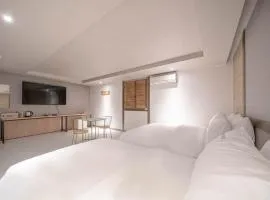 ZZAM Hotel