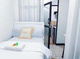 Roseville Budget Studio SQ - Gym, Pool, Office Lounge, hotel Nairobiban