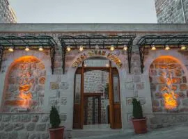 Kasr-i Divan Hotel