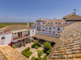 Moon Dreams El Cortijo, hotel in Matalascañas