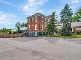 The Bloomfield Inn