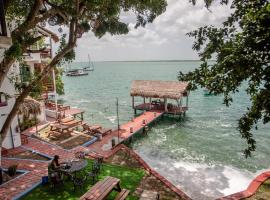 Seven Blue House Village & Lodge, hotell sihtkohas Bacalar