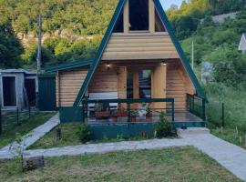 Nice cabin, hotel v destinaci Cetinje