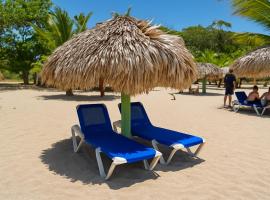 CortLang Vacation Rentals, Costambar, hotel v destinaci San Felipe de Puerto Plata