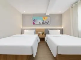 Home Inn Huayi Selected Yellow Crane Tower Tang Hualin Branch