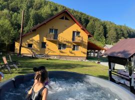 Casa Natalia Raisa Arieșeni, hotel v destinaci Arieşeni