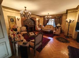 Legacy Lodge Heliopolis, hotel in Cairo