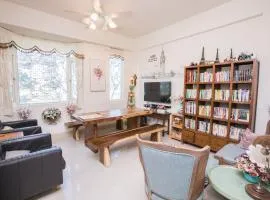 Downshifters House