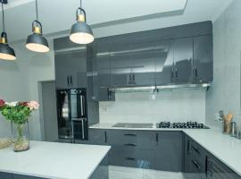 Stegor Suites, Hotel in Maun