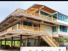 Manglar escondido, hotel in Mompiche