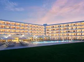Maris Grand Waterpark Resort