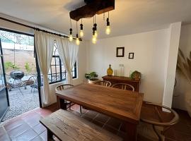 Comfort y Diseño cerca del Pueblo - 3 Recamaras, ξενοδοχείο σε Mazamitla