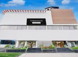 Super Townhouse Kothapet Formerly Surabhi Elite