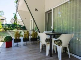 Albatross Breeze Bungalow 100m from the beach, hotel a Varna