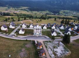Oaza Mira Hotel & Resort-فندق ومنتجع واحة الهدوء, hotel en Vlašić