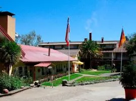 Villa Baviera, Hotel Baviera Chile