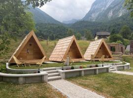 Glamping Kamp Triglav, hotel en Soča