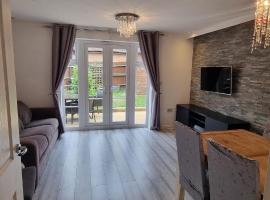 Cosy 2 bed house in Aylesbury, hotell sihtkohas Aylesbury