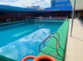 Vienna International Hotel, ξενοδοχείο στην Asaba