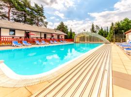 RÁJ sportovní a rekreační resort Branžež, hotel in Kněžmost