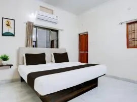 Hotel Ayushman Grand